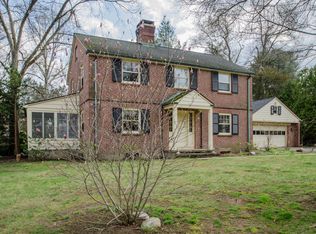 61 High Farms Rd, West Hartford, CT 06107