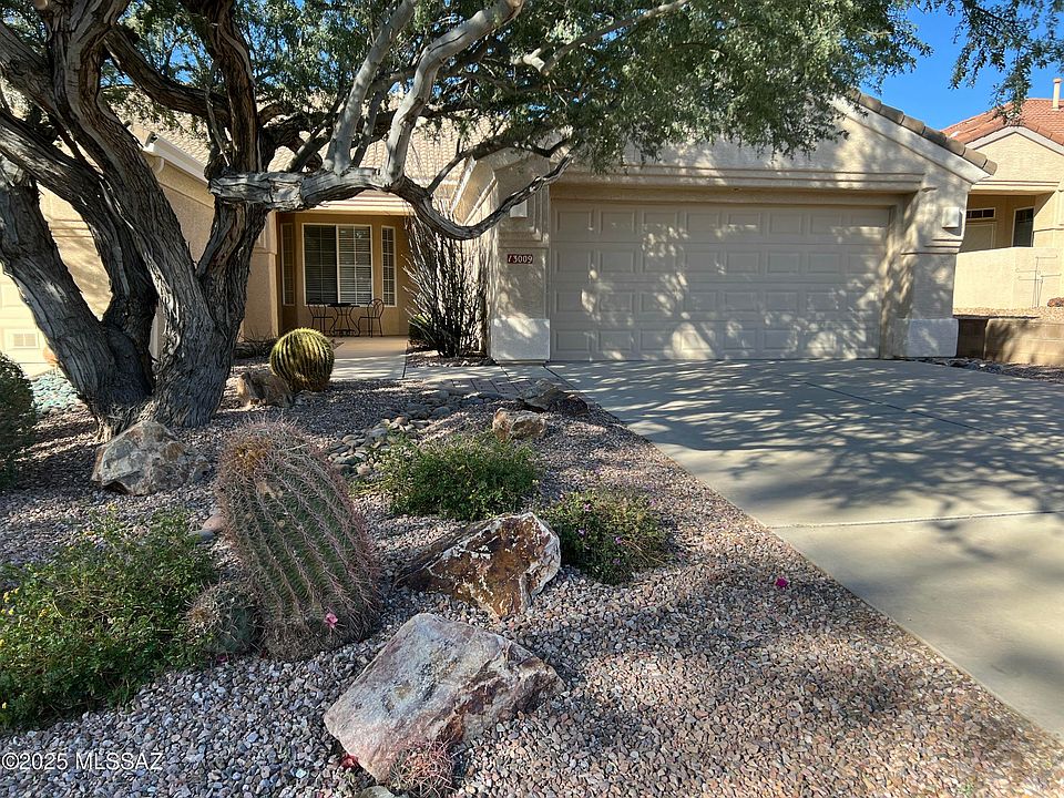 1st image of 13009 N Desert Flora Ln