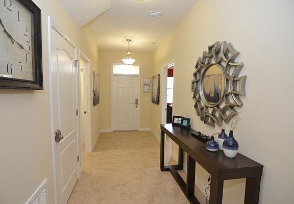 2nd image of 1431 Moon Valley Dr
