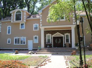 61 Delafield Pl, Staten Island, NY 10310