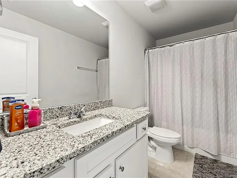1840 Fabian Way — Photo 14