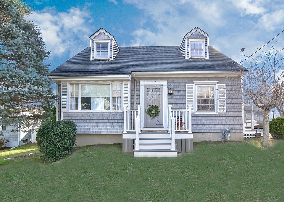 10 Bourne Rd, Swansea, MA 02777 Zillow