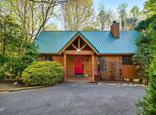 2306 Bonnie Ln, Sevierville, TN 37876