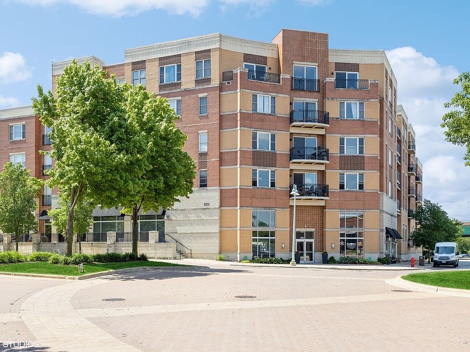 1st image of 300 Village Cir #C19