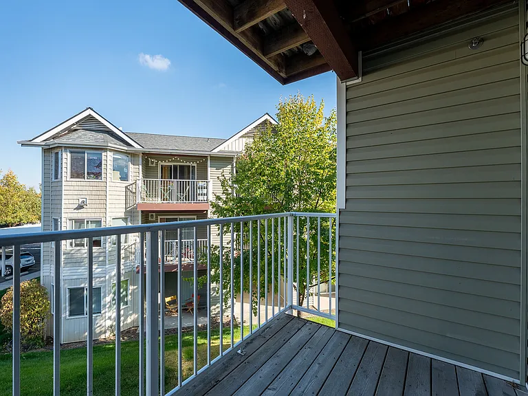 Private Balcony - Lower Building