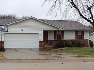 1437 Alexander Dr, Festus, MO 63028