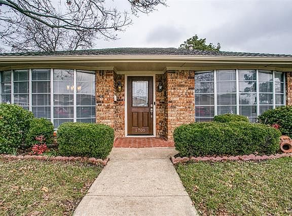 2nd image of 1705 Clearpoint Dr