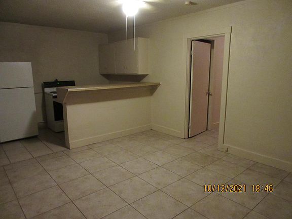 3rd image of 403 Niceville Ave #A