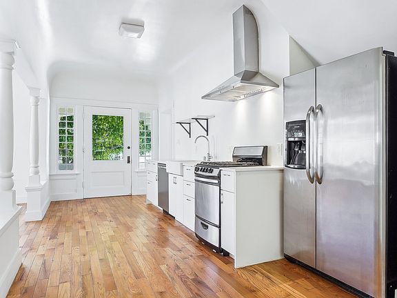 2nd image of 1330 Kellam Ave #1328-1/2
