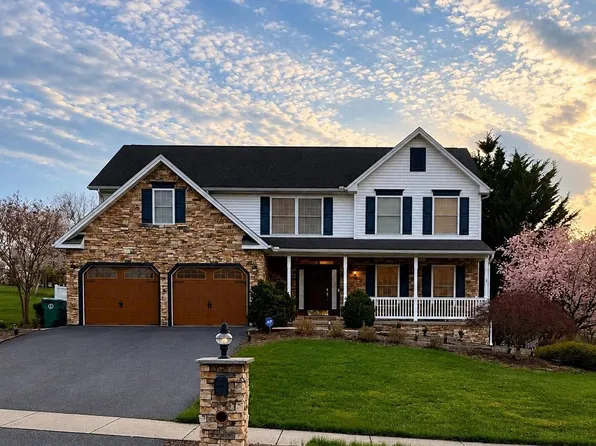 6507 Liptak Dr, Harrisburg, PA 17112