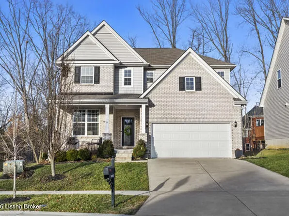 16805 Green Crest Ln, Louisville, KY 40245