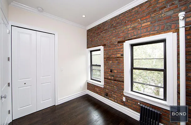 Rented by Bond New York | media 17