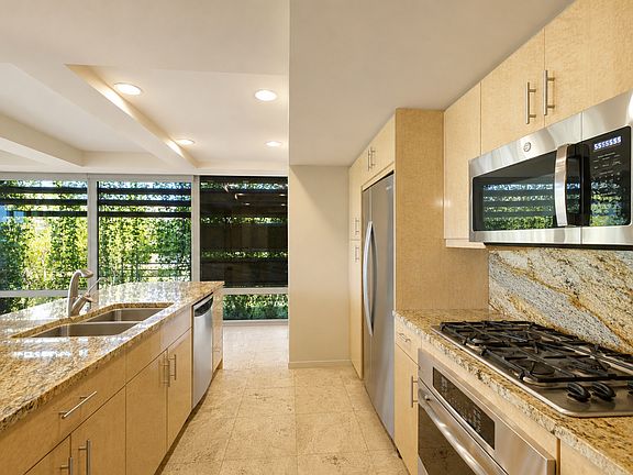 4th image of 7121 E Rancho Vista Dr Unit 4005