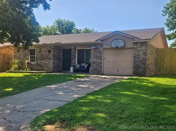506 W 149th St S, Glenpool, OK 74033