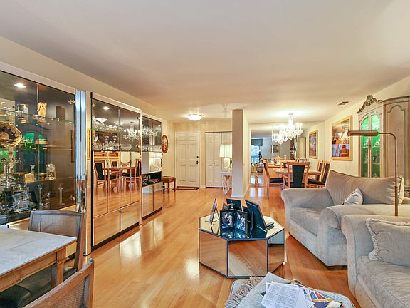 Living Room / Dining Room