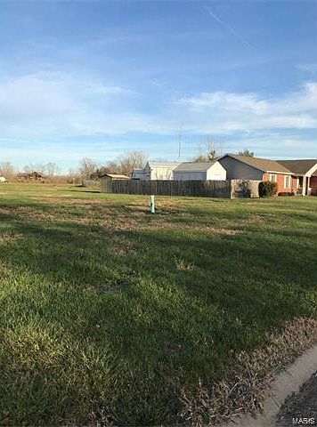 1st image of 824 Mariana Ct