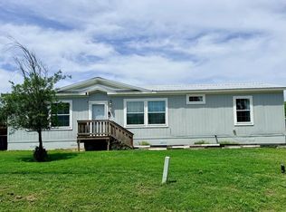1038 Martin St, Mason, TX 76856