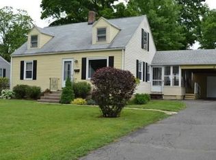 190 Lower Beverly Hls, West Springfield, MA 01089