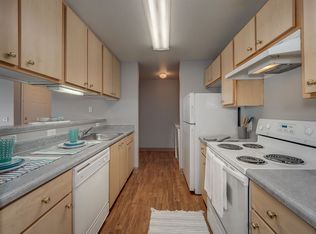 16924 SE Powell Blvd APT 35, Portland, OR 97236