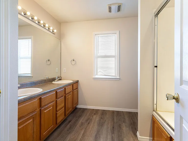 153 Sapling Dr — Photo 20