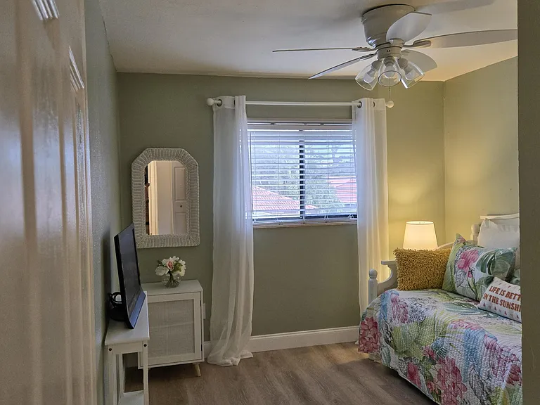 8761 Ilex Ct — Photo 27