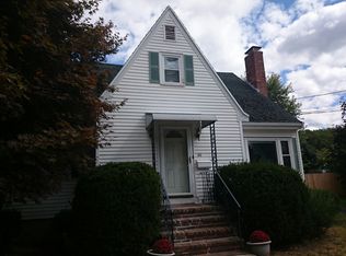 46 Ledge Hill Rd, West Roxbury, MA 02132