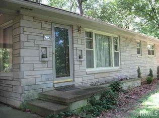 104 Oakwood Dr, Salem, IN