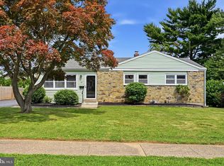 112 Tillman Ln, Aston, PA 19014