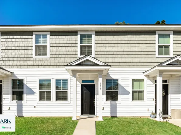 109 Morning Line Dr, Moncks Corner, SC 29461