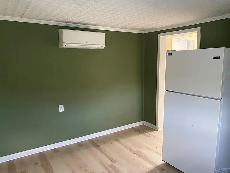 239 Cryer Rd — Photo 5