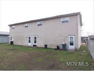 3rd image of 710 Grandview St