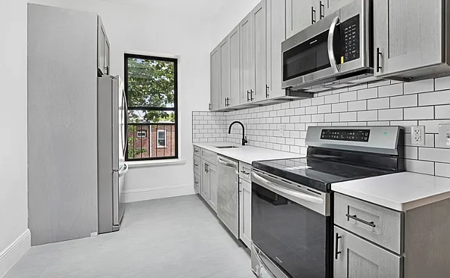 Rented by Compass | media 20