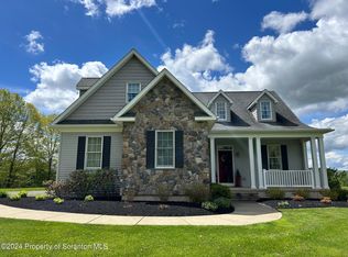 38 Kapinus Rd, Scott Township, PA 18433