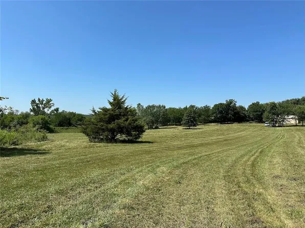 31404 S Davenport Rd, Drexel, MO 64742