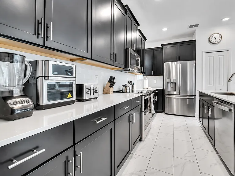 1025 Leader St #1025 — Photo 3