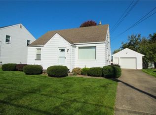 427 W Harvey St, Struthers, OH 44471