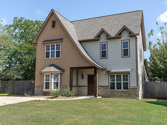 2nd image of 1003 Welsh Ave