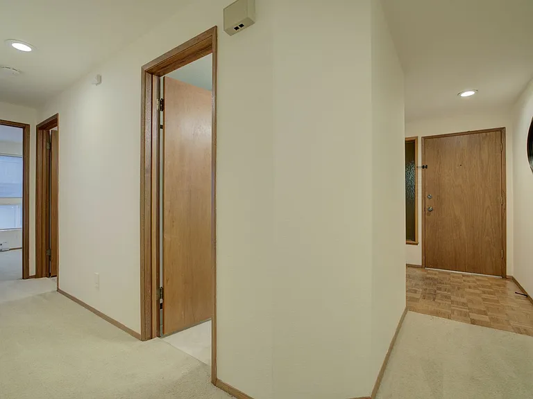 3055 80th Ave SE #106 — Photo 3