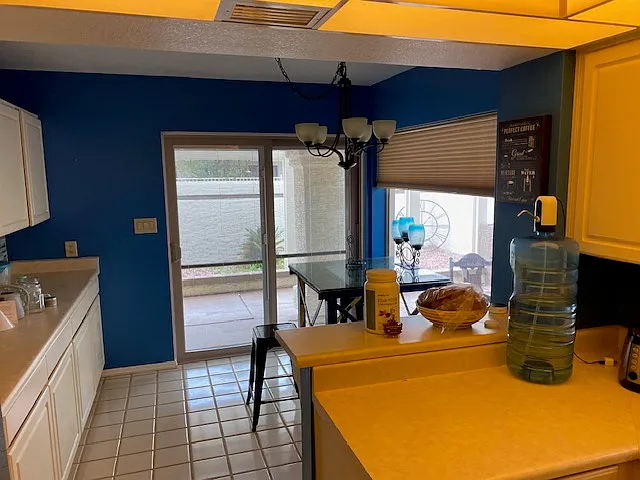 1097 E Chilton Dr — Photo 5