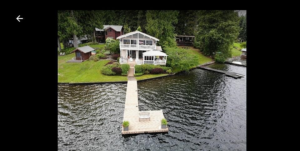House and private dock
