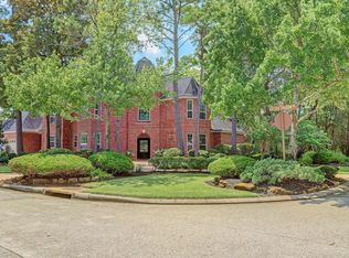 1 Hollymead Dr, Spring, TX 77381