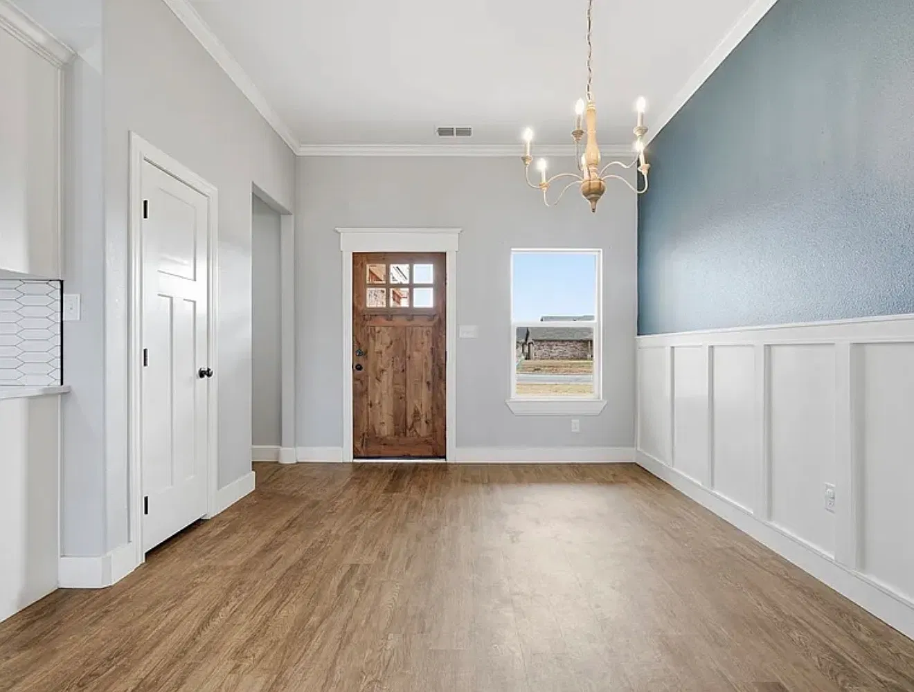 3 bed, 1734 sqft, $3,000 — Photo 1