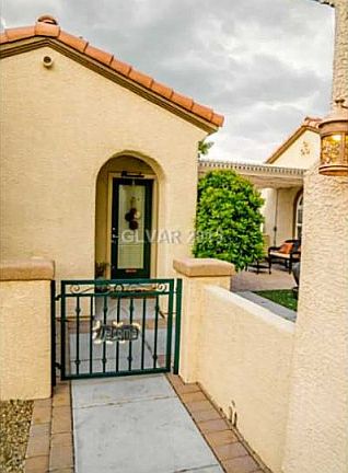 3rd image of 2352 Canyonville Dr