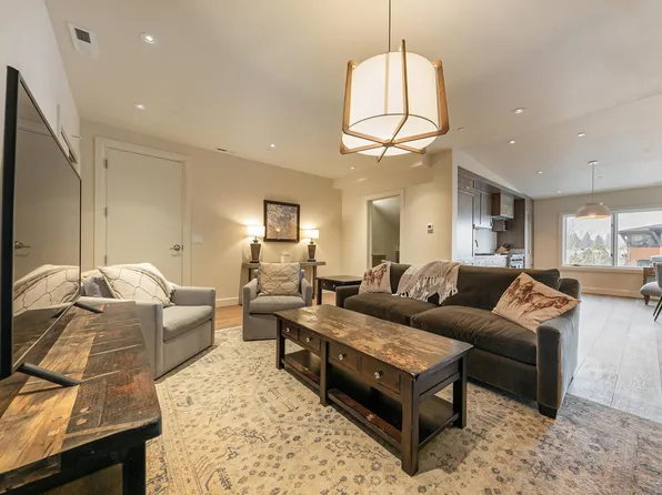 12313 Soaring Way Unit 3C, Truckee, CA 96161