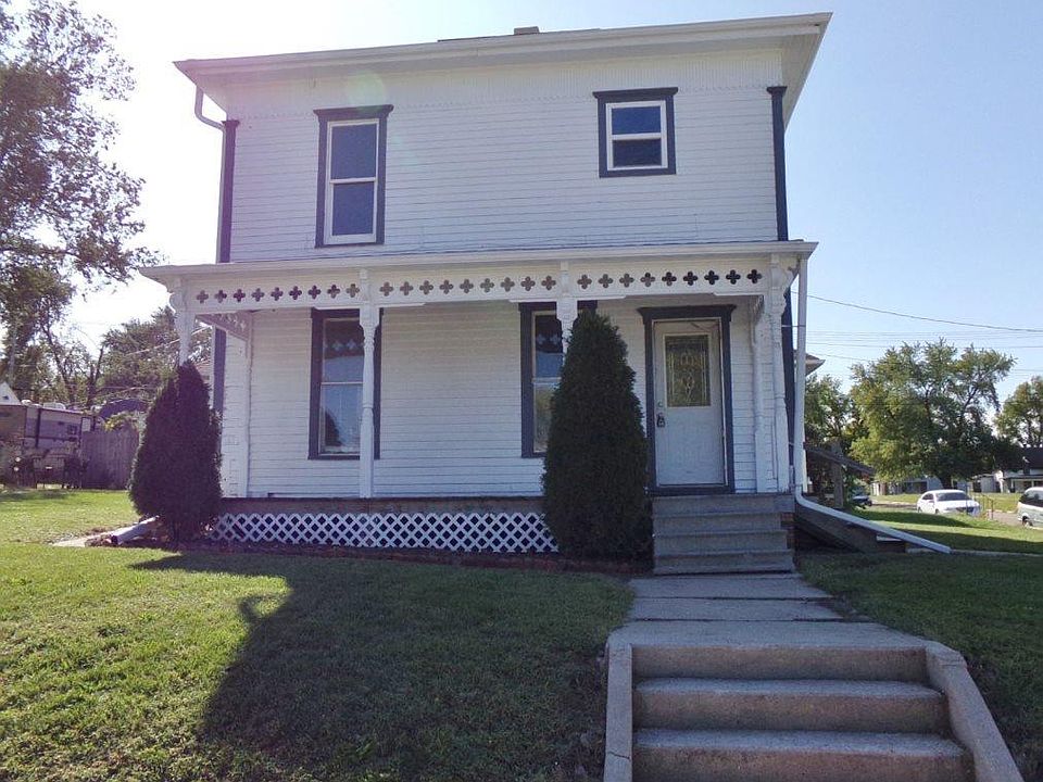 1001 Court St Beatrice NE 68310 Zillow