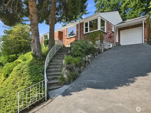 4806 Purdue Avenue NE, Seattle, WA 98105