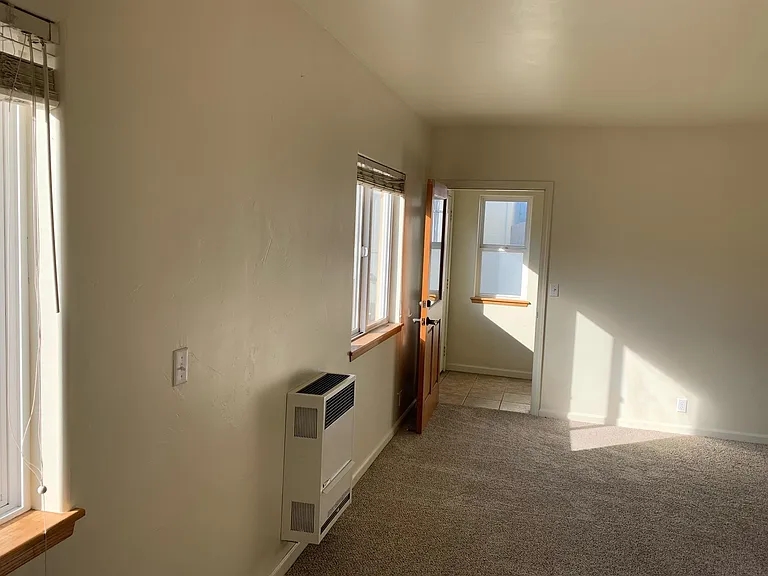 725 Napa Ave — Photo 18