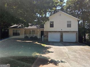 943 Lake Drive Ct, Stone Mountain, GA 30088