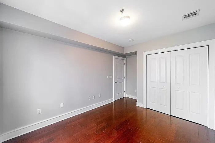 415 Newark St #415 — Photo 12