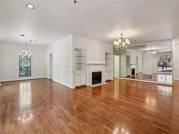 4th image of 2865 Lenox Rd NE APT 209
